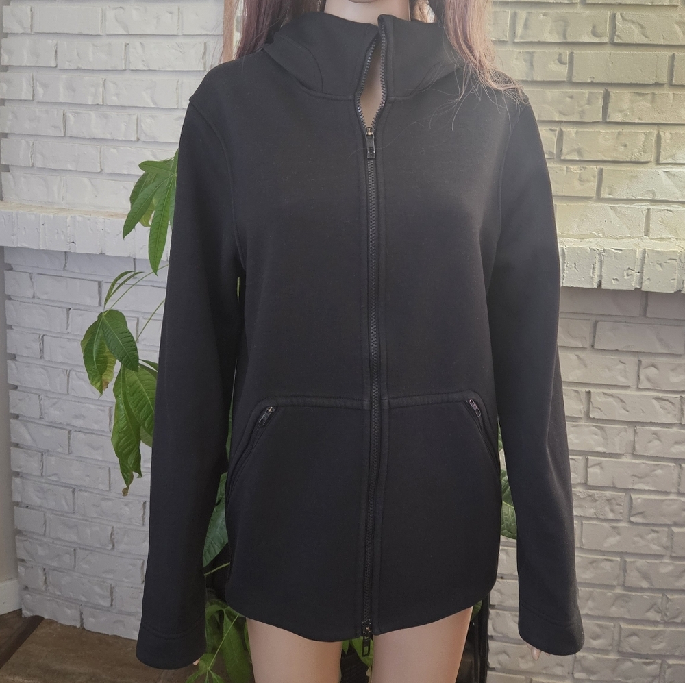 Lululemon Men's Black Zip-Up Jacket